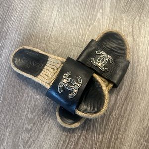 Espadrille slides